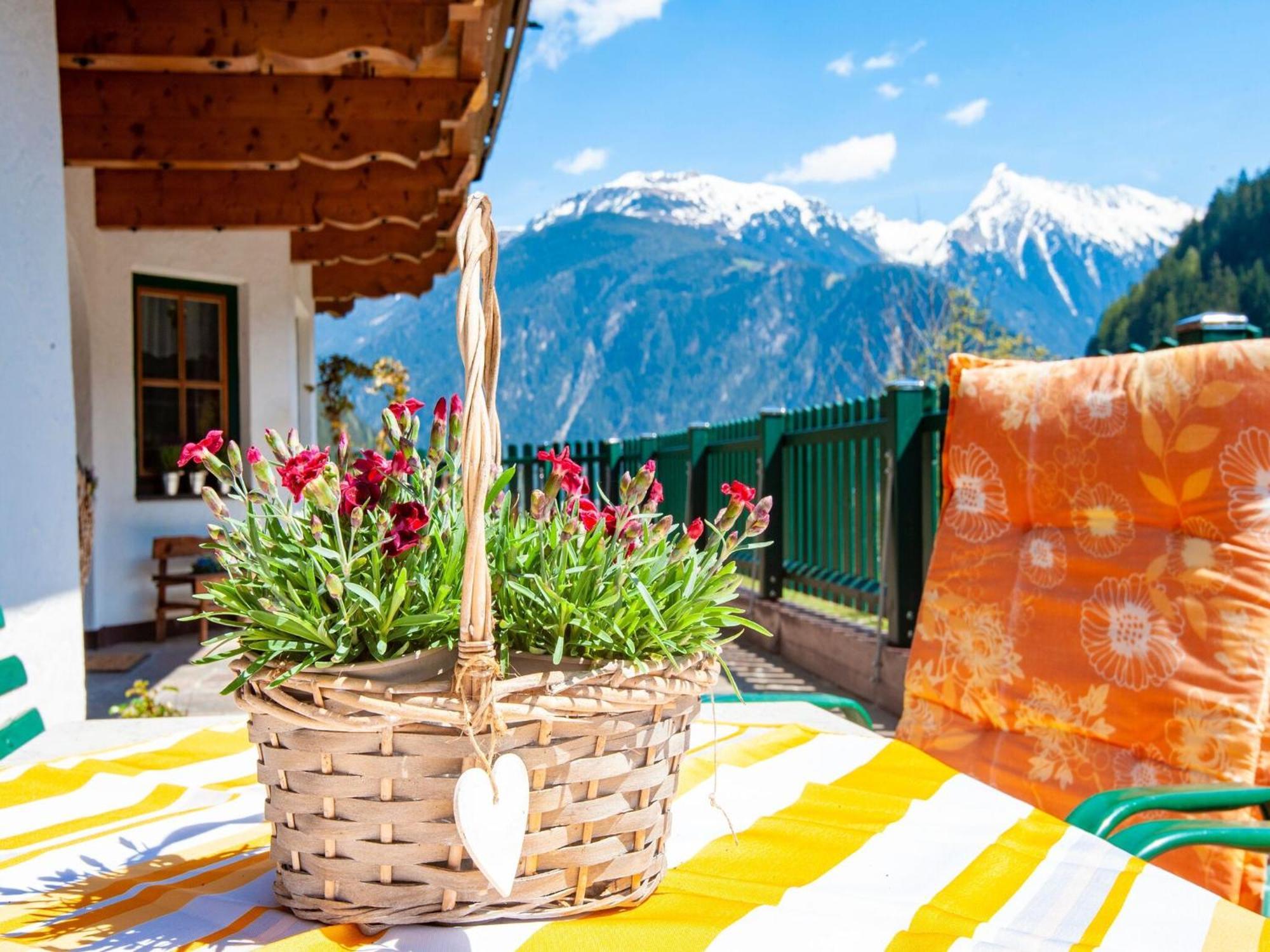 Apartment Between Mayrhofen And Finkenberg Exteriör bild
